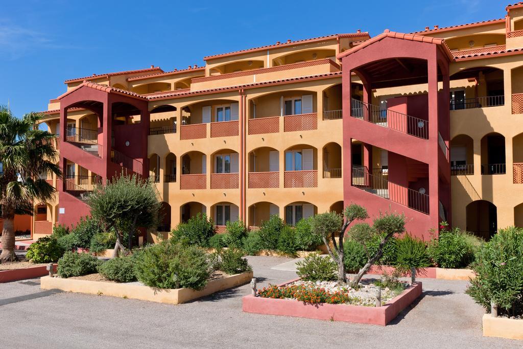 Ibis Styles Perpignan Canet En Roussillon Bagian luar foto