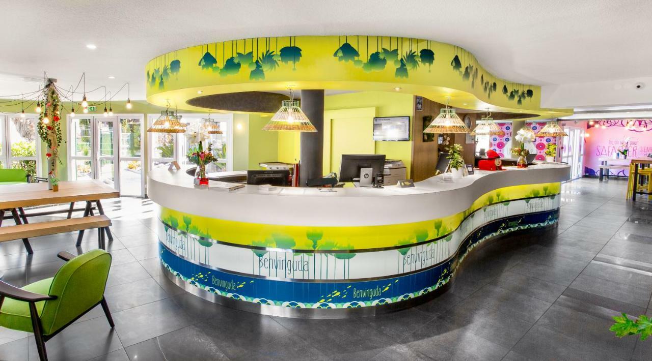 Ibis Styles Perpignan Canet En Roussillon Bagian luar foto